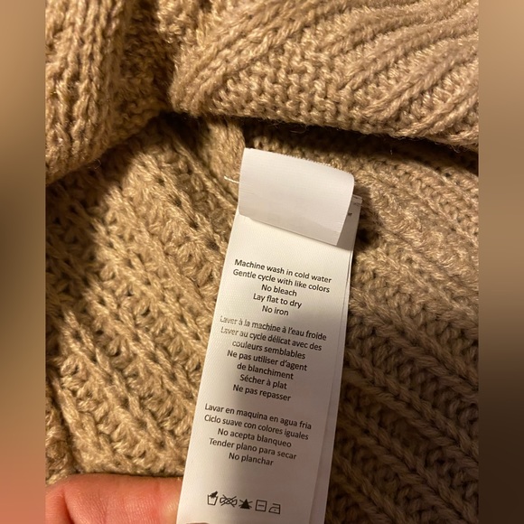 BNWT Revamped knitted sweater - Picture 6 of 7